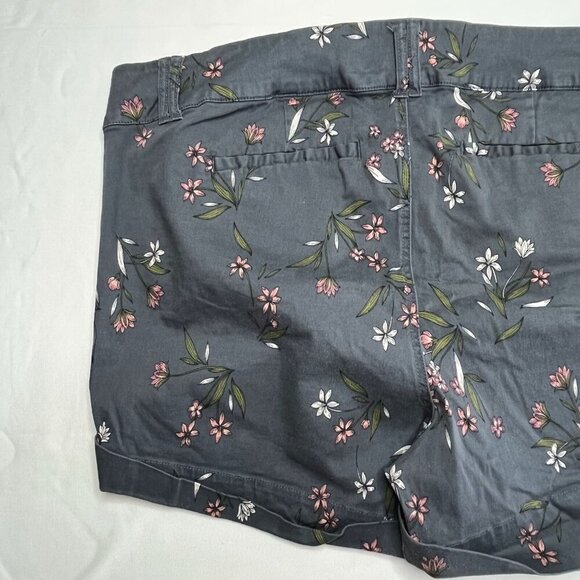 Torrid‎ Floral Print Gray Chino Short Size 24 - Picture 8 of 8